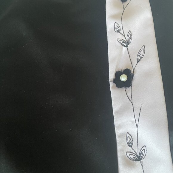 Old money cocktail dress. - Picture 10 of 11